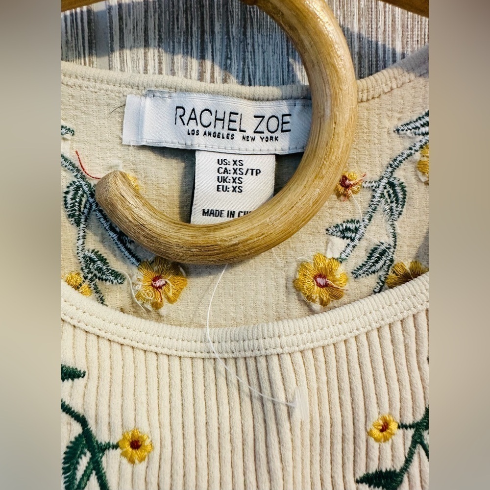NEW! RACHEL ZOE FLORAL EMBROIDERED Stretch Crop Tank Womens XS Beige Neutral - Picture 6 of 10
